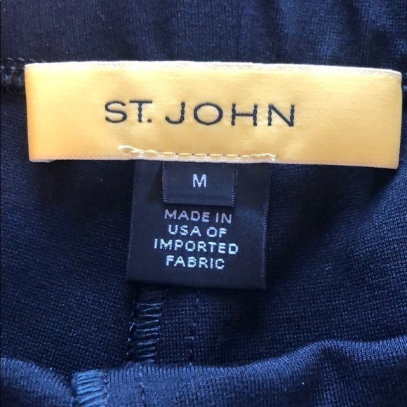 St John black crop pants with bottom side zippers - Picture 3 of 9